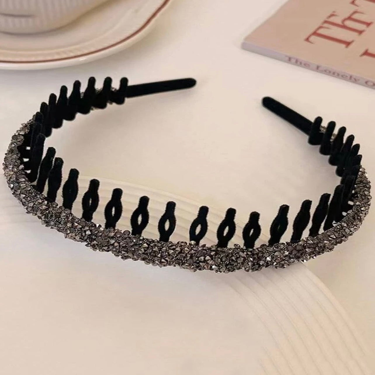 Glittering light weight flexible teeth comb velvet headband