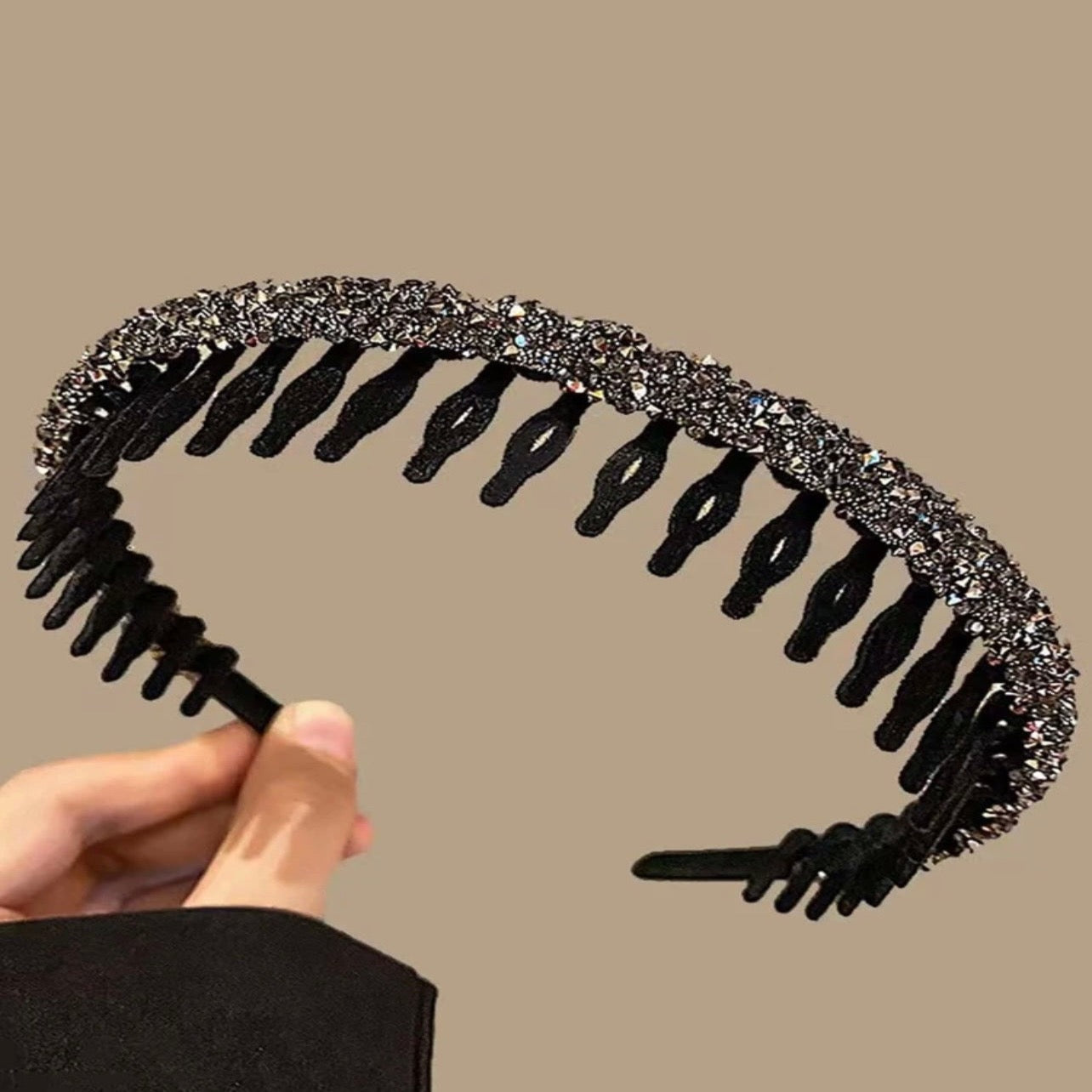 Glittering light weight flexible teeth comb velvet  headband