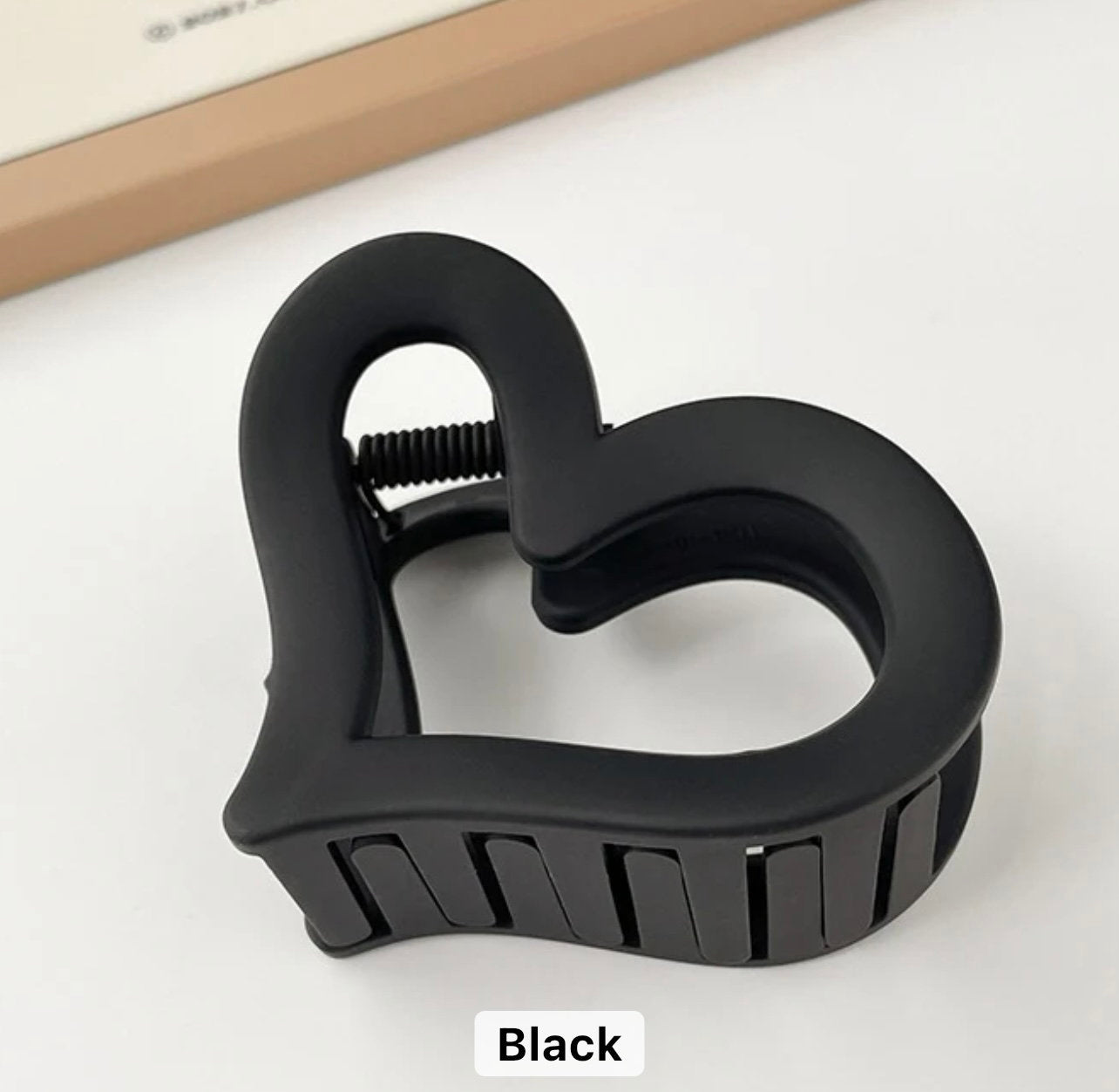 Heart Hair Claw Clips For Women Cute Medium Matte Hair Jaw ClipsMatte Hair Clamp Valentine's Day Party Medium Thick Hair